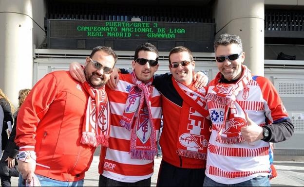 El club facilita 379 entradas y dos autobuses para visitar el Bernabéu