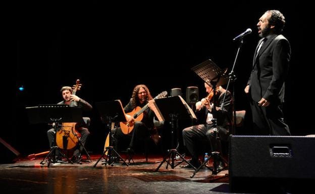 Zapata inaugura la Guadix Clásica con un sorprende viaje musical
