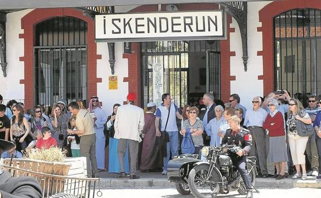 Indiana Jones busca voluntarios para su 'Última Cruzada'