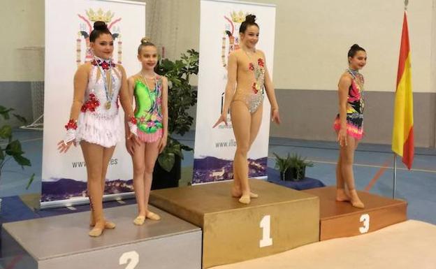 El Ayuntamiento felicita al Club Beatriz Danzing por sus nuevos éxitos