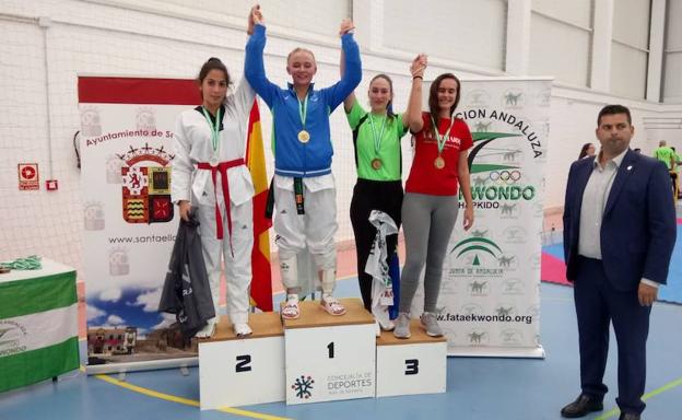 Felicitación al Club Reina Isabel