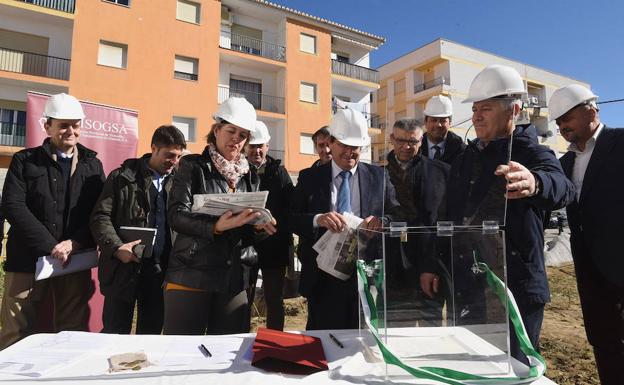 Visogsa inicia en Guadix la construcción de 15 viviendas protegidas