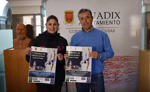 350 atletas de toda Andalucía participan este domingo en el V Torneo Ciudad de Guadix de Gimnasia Rítmica