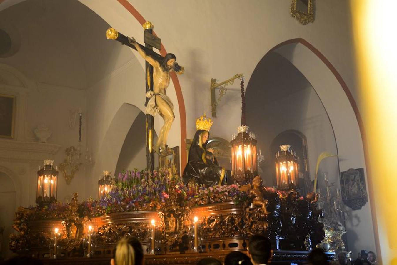 Los Favores rezó el viacrucis en San Miguel