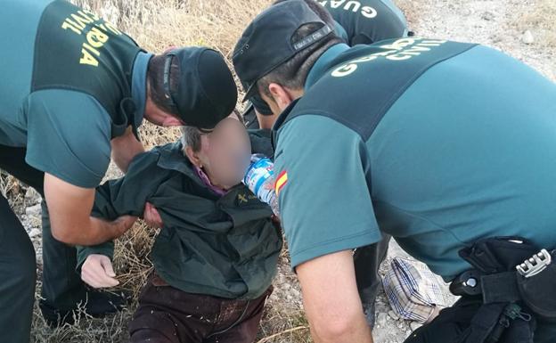 Rescatan a un anciano enfermo que se había escapado de la residencia de Pedro Martínez