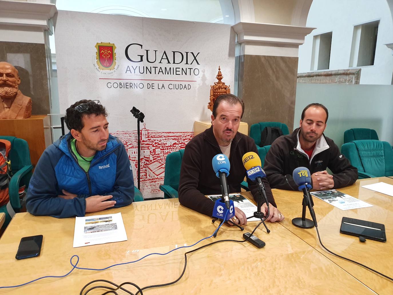 El concejal de Deportes anuncia la puesta en marcha de rutas de senderismo