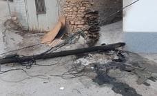 La quema de un contenedor en Purullena deja sin internet y teléfono a un barrio
