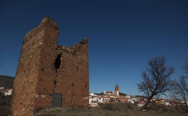 Jérez inicia la reconstrucción de la estructura y la entrada de la Torre de Alcázar