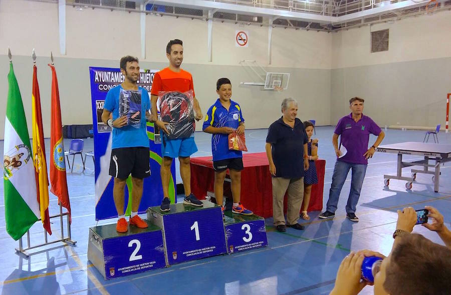 César Martín conquista el Abierto de Huétor Vega