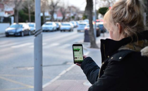 Huétor Vega: el estado del servicio de autobús, a través del móvil