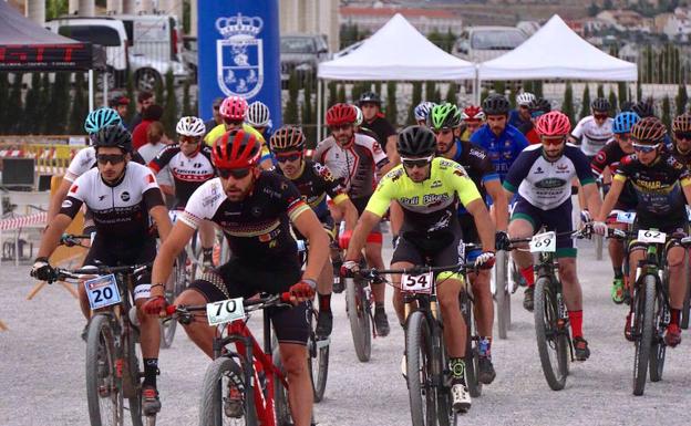 Las Lindes, primera carrera de fondo de mountain bike en Huétor Vega
