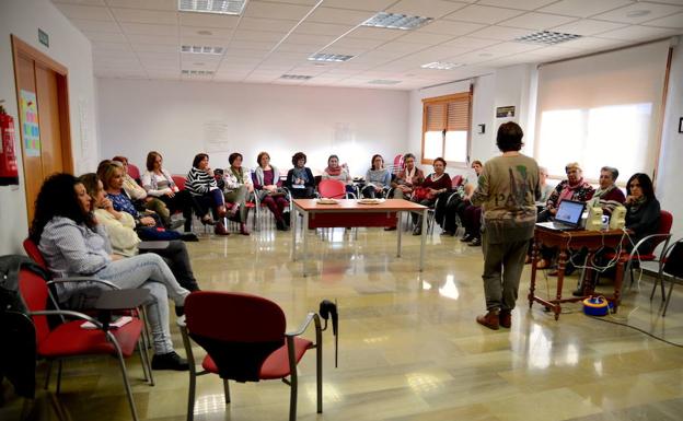 Huétor Vega inicia un ciclo de tres meses de medidas por la igualdad