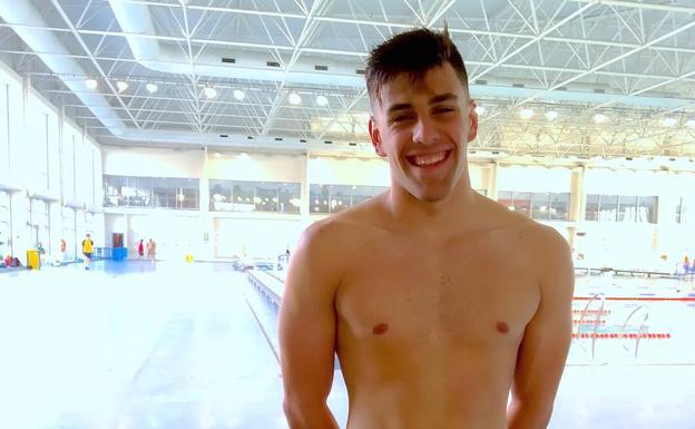 El hueteño Alejandro Aguilera despunta en la temporada de invierno de natación