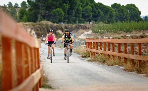 Listos para recorrer en bici Huétor, Güejar Sierra y Beas de Granada