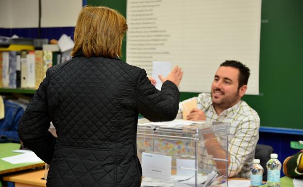 Huétor Vega: el PSOE gana las generales y Vox empata con el PP