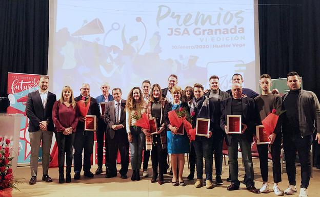 Las juventudes socialistas de Granada entregan sus premios en el Centro Social La Nava de Huétor