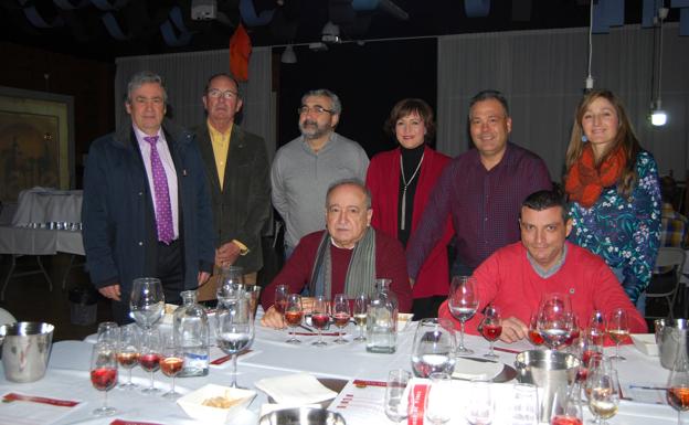 Los expertos empiezan catar los vinos de las Jornadas de Huétor