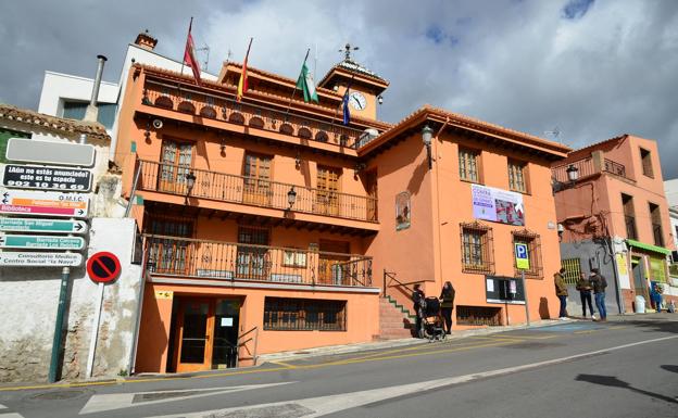 Los Servicios Sociales Comunitarios siguen funcionando en Huétor Vega de manera telemática