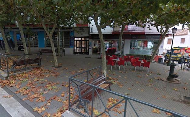 Los bares y restaurantes de Huétor Vega podrán ampliar la superficie de sus terrazas sin coste alguno