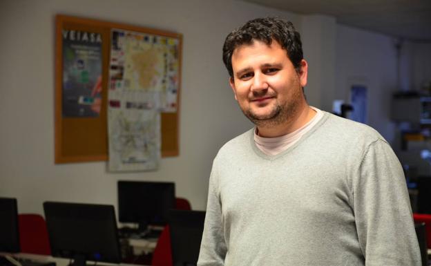 Guadalinfo introduce en la red a las empresas locales de Huétor Vega