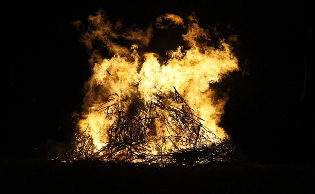 Monachil vivirá la noche de San Juan en las redes sociales