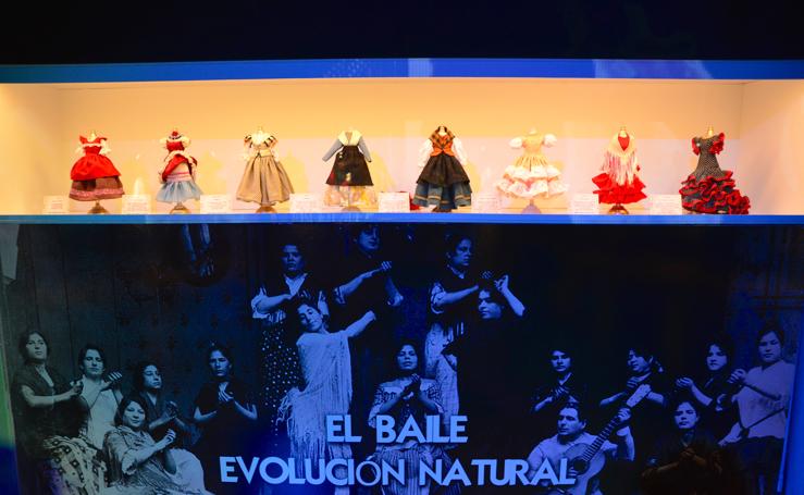 Exposición sobre la historia del traje de baile, en Huétor