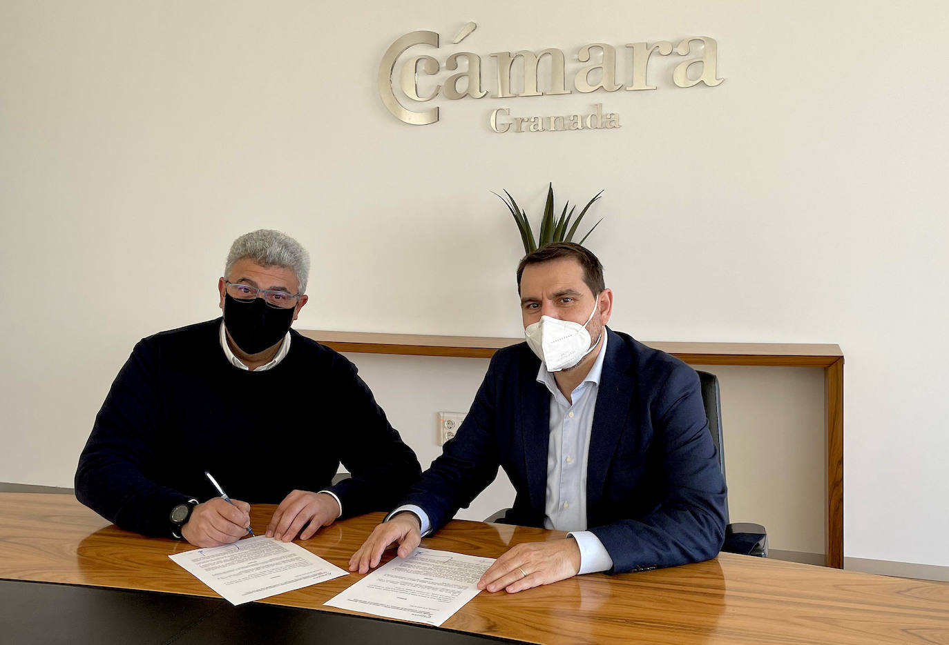 Desempleados de Huétor mejoran sus competencias digitales gracias al convenio con la Cámara de Comercio