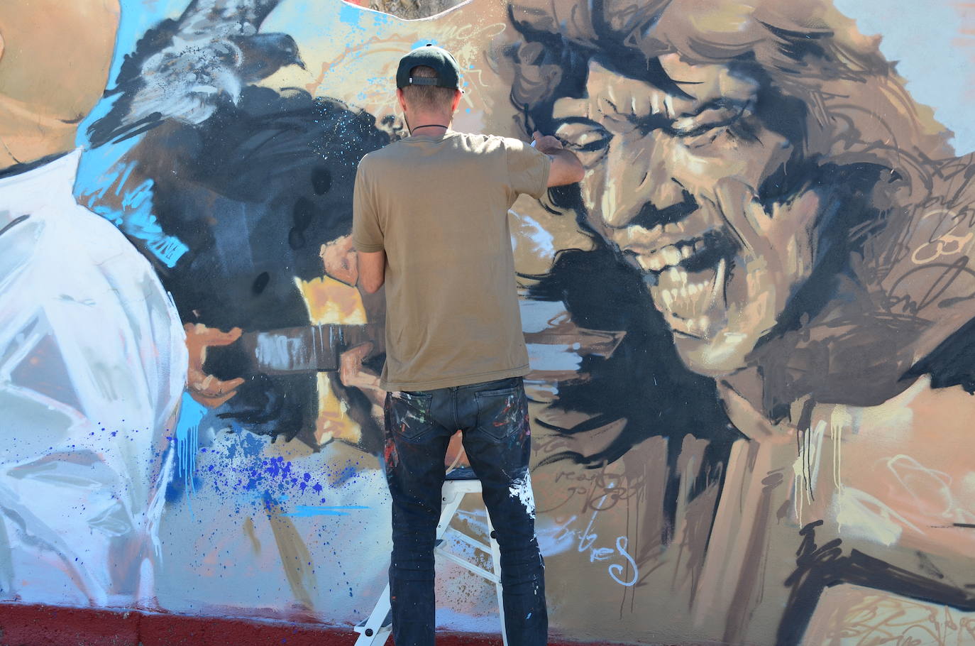 El Niño de las Pinturas rinde homenaje a David Zaafra en Huétor Vega