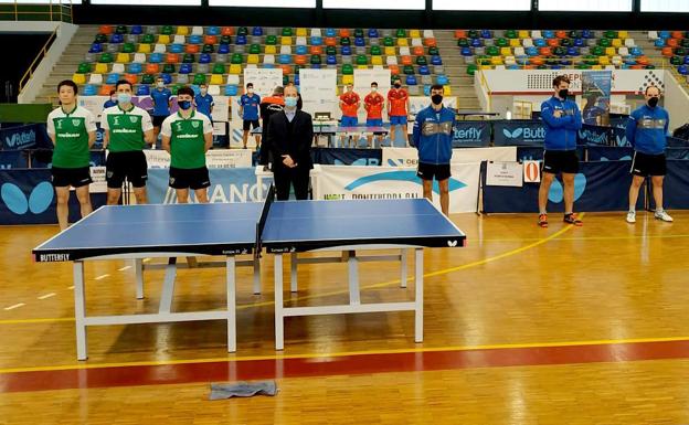 El Covirán Huétor Vega logra dos victorias en la concentración de Pontevedra