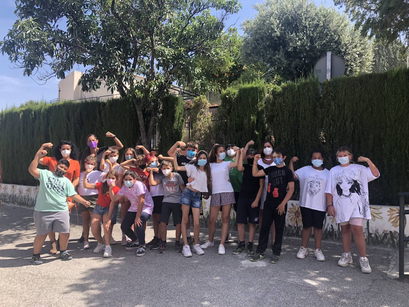 La atleta Ainhoa Pinedo imparte talleres en materia de igualdad de género y deporte en Huétor Vega