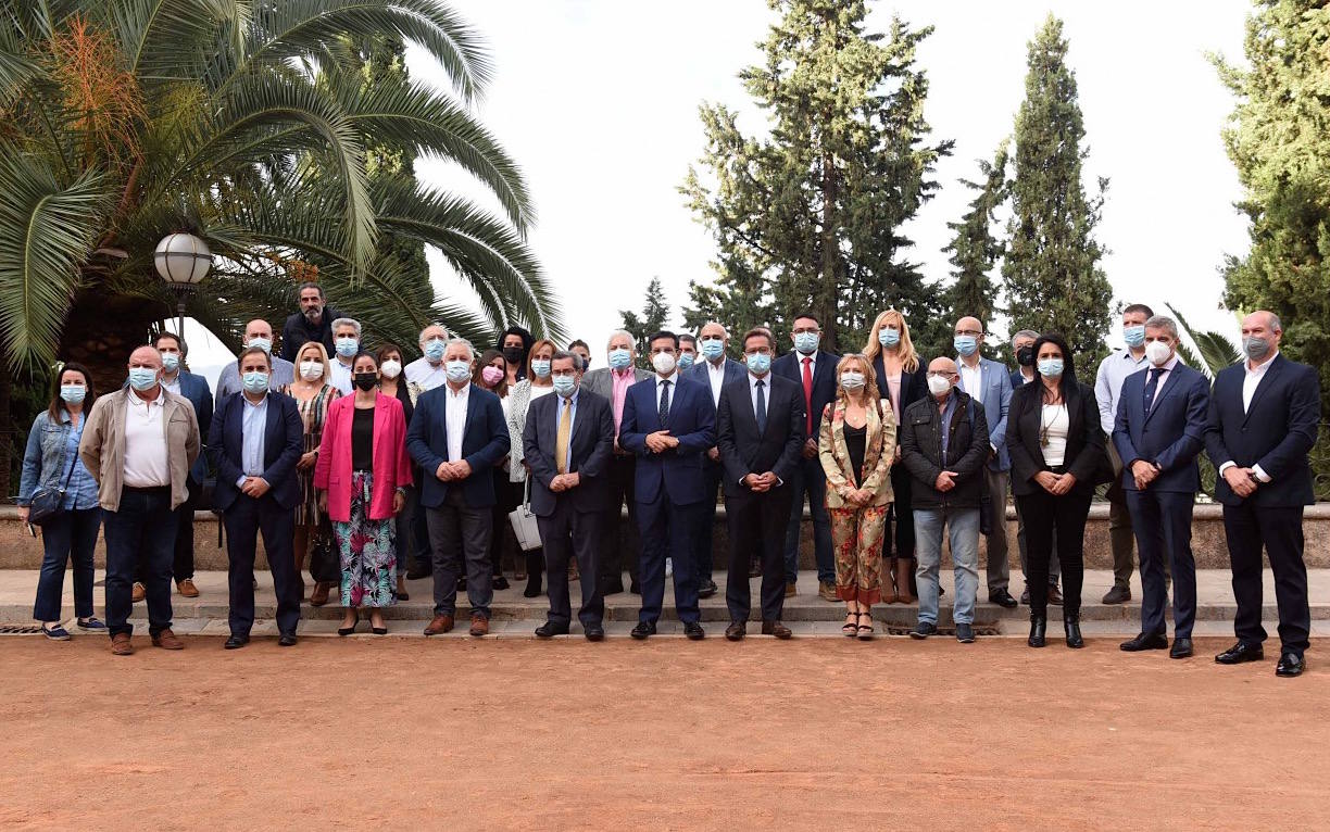 Los ayuntamientos metropolitanos, reunidos en la primera conferencia por la calidad del aire