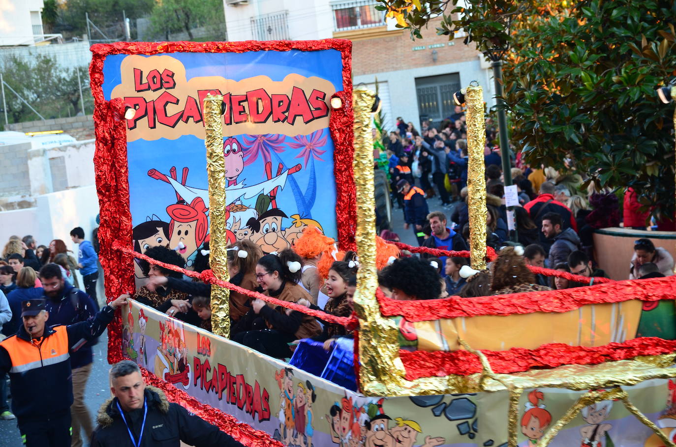 El Ayuntamiento de Huétor Vega busca acompañantes para los Reyes Magos