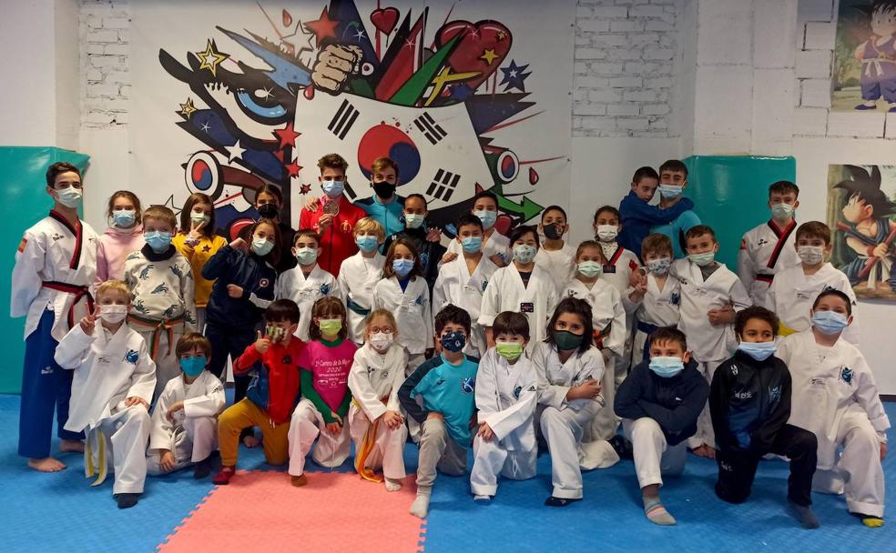 El taekwondo de Huétor Vega hizo historia antes del año nuevo