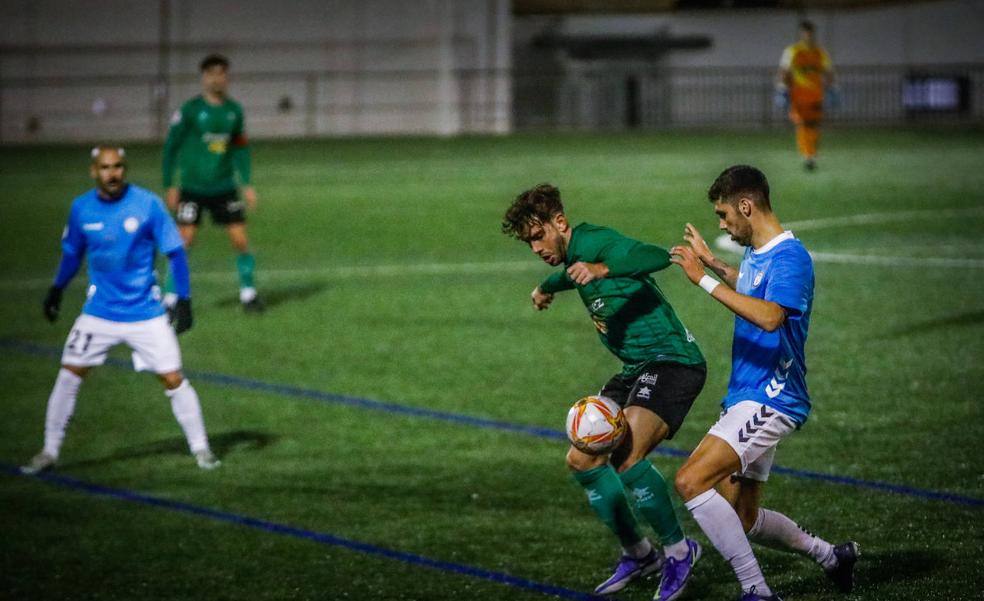 El CD Huétor Vega empieza 2022 asentado en la mitad de tabla