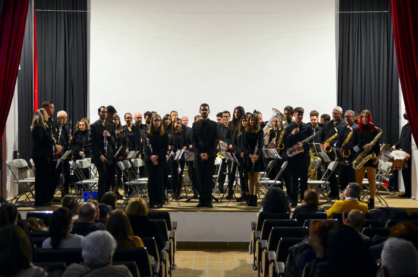 La Banda de Música de Huétor Vega dedica una marcha a la Virgen del Rosario
