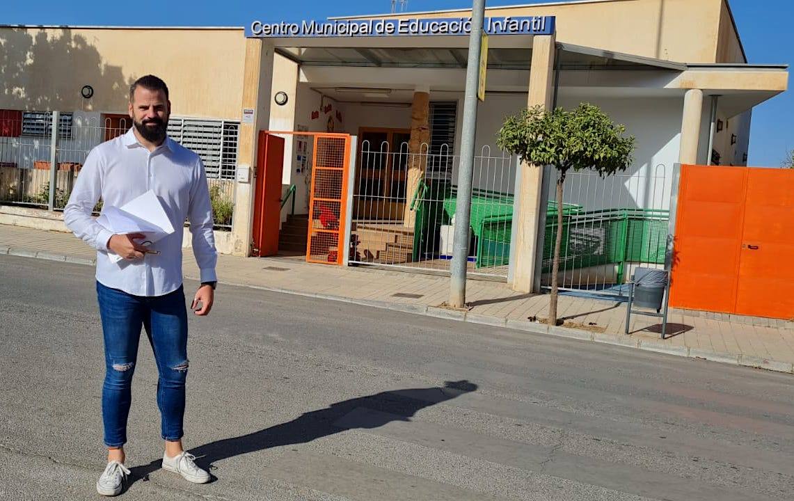 IU Huétor Vega pide «mecanismos de sombra» en la Escuela Infantil Municipal Mirador de la Vega