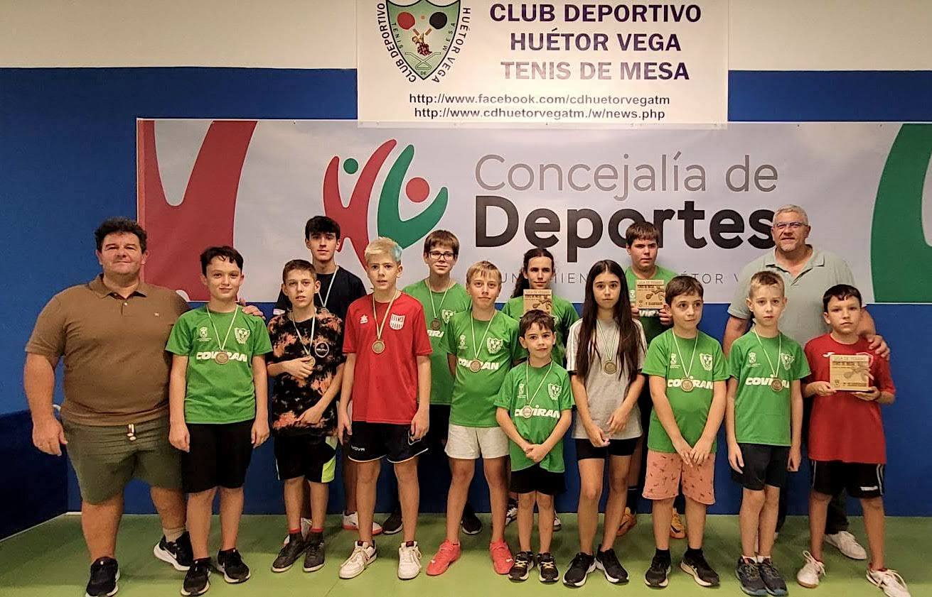 Los más pequeños disfrutan de la última concentración de la Liga de Verano en Huétor Vega