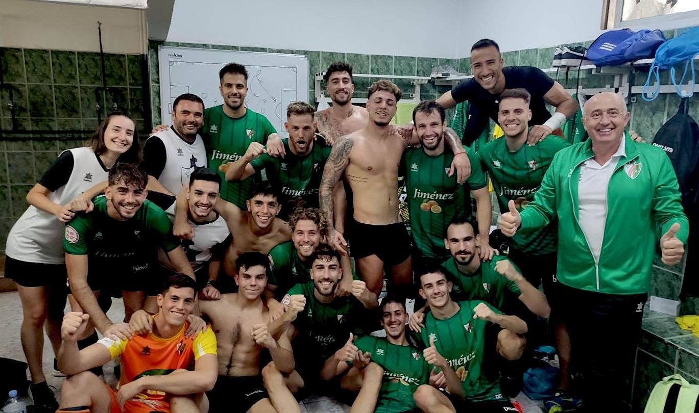 El CD Huétor Vega sigue en racha y golea en Melilla