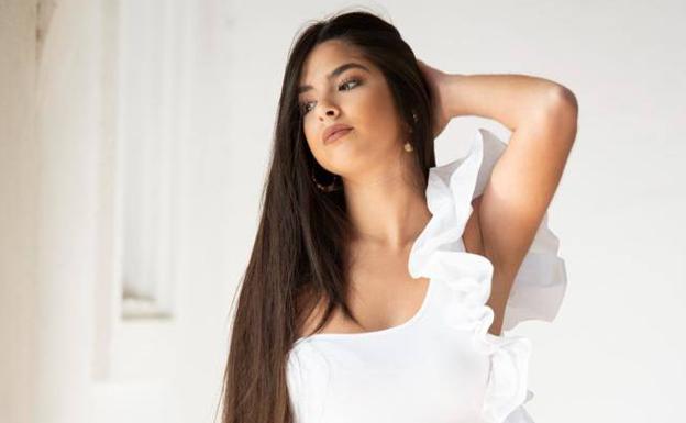 Estrella de Manuela presentará su aclamado disco de debut en el Teatro Isabel La Católica