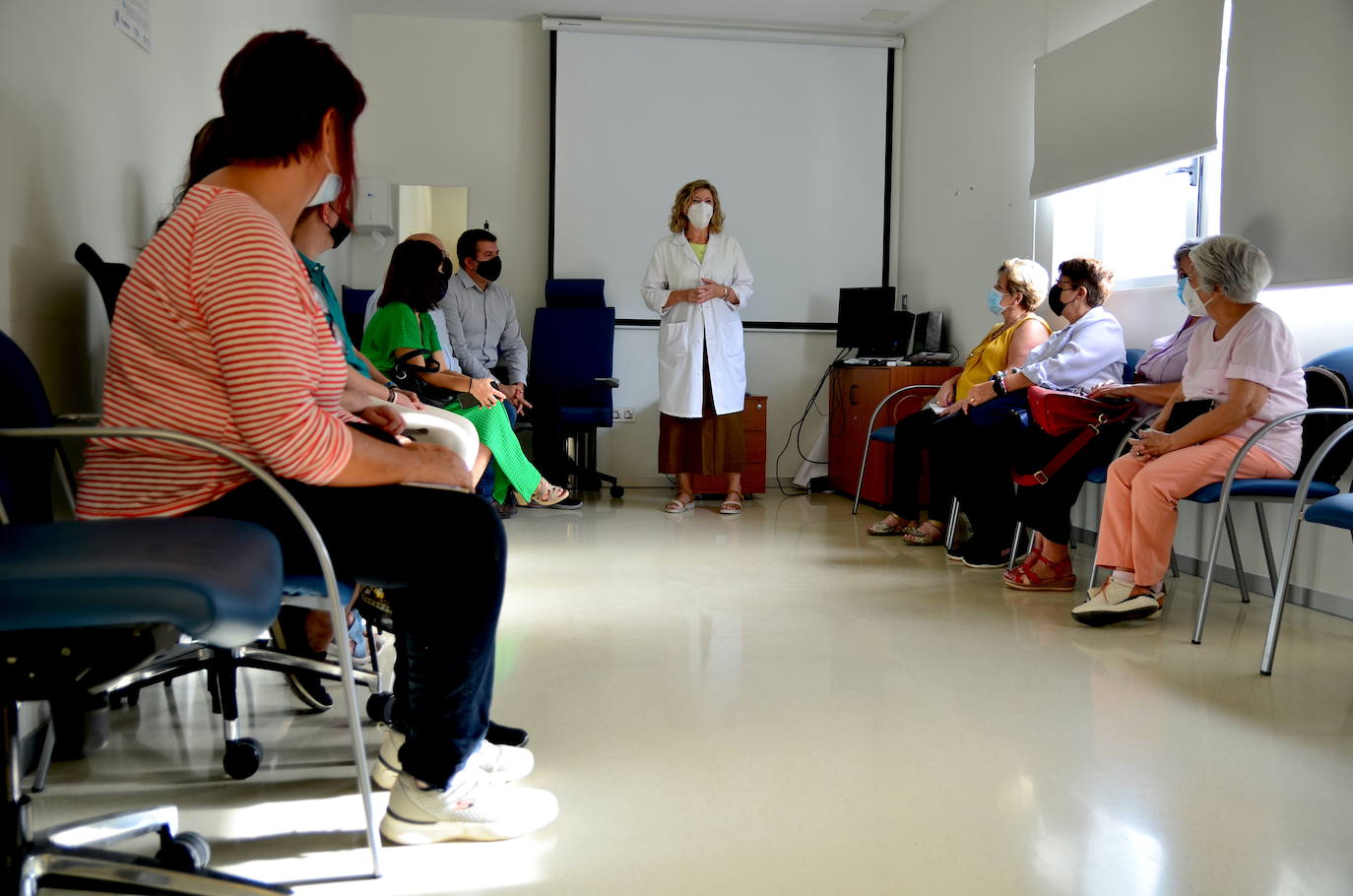 El consultorio de Huétor Vega acoge la Escuela de Salud para Mujeres