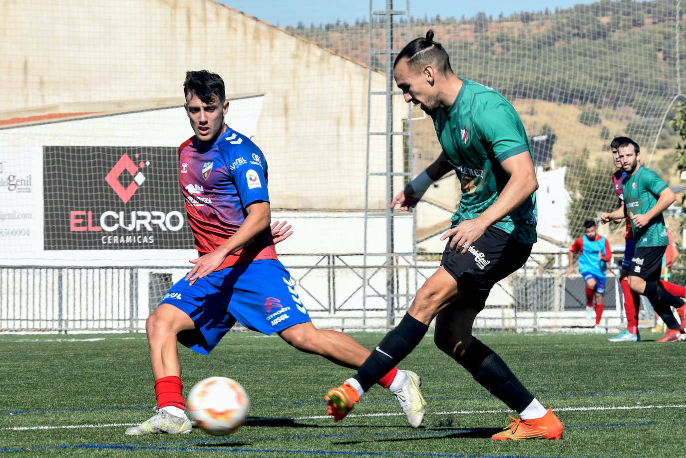 El Huétor Vega regala otra mañana de fútbol total en Las Viñas