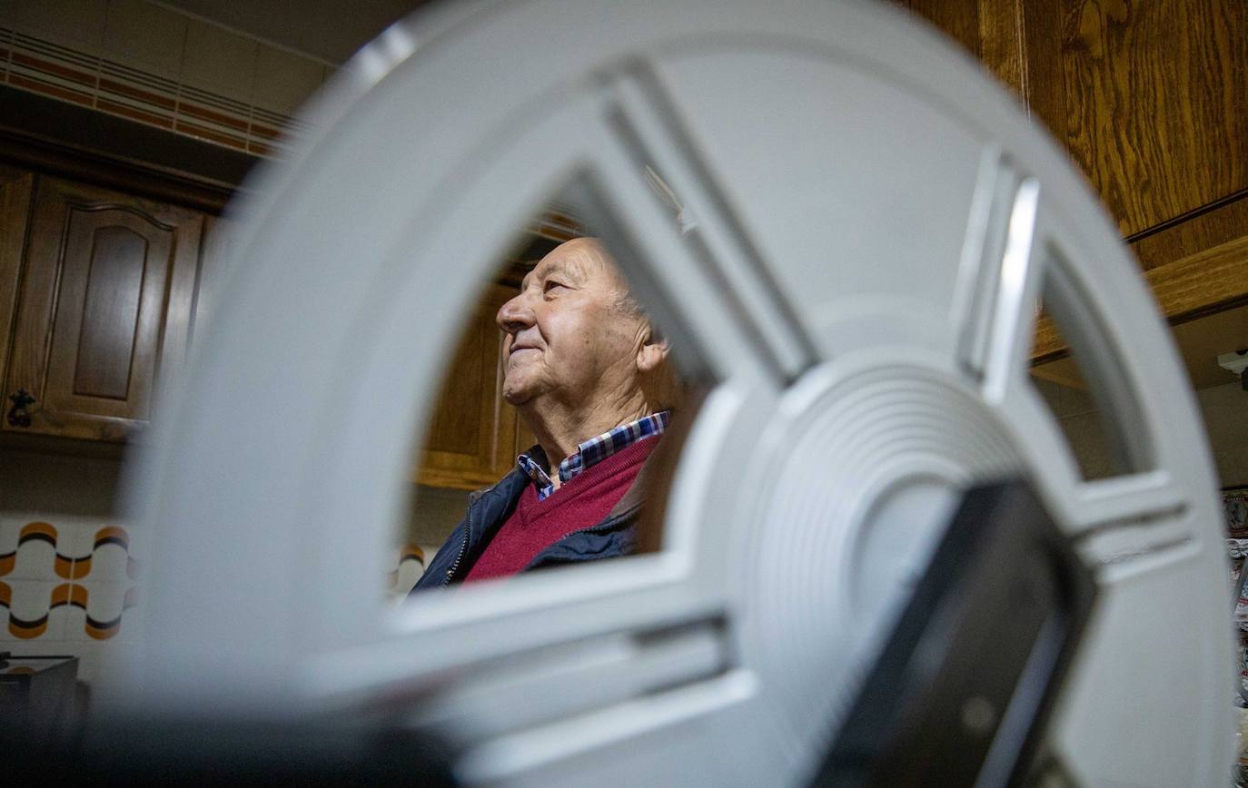 'Descubrimos el mundo del cinema': la apuesta de IU Huétor Vega para indagar en el séptimo arte