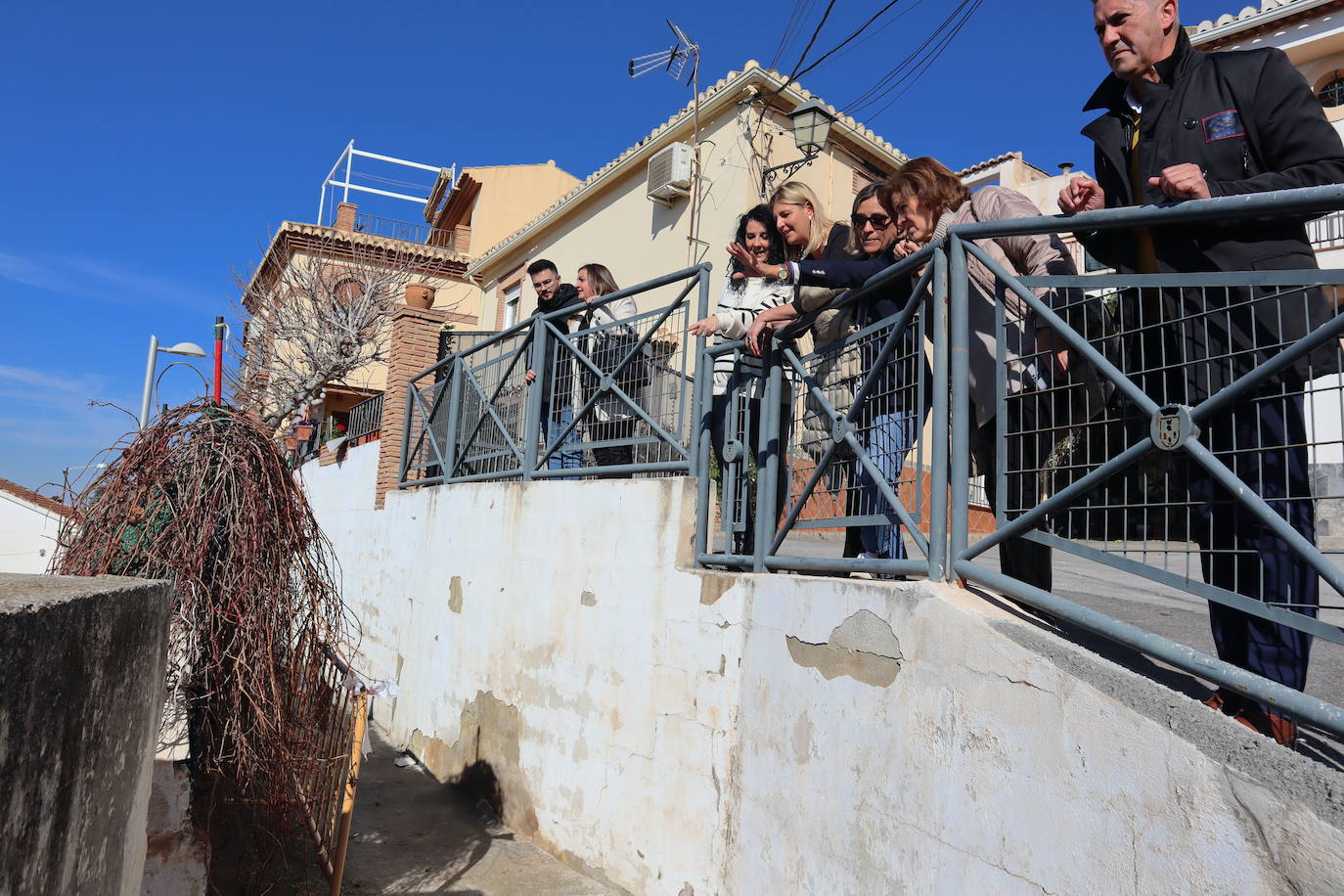 Las obras del PFEA en Huétor Vega solucionan las filtraciones en la zona de la Acequia del Albaricoque