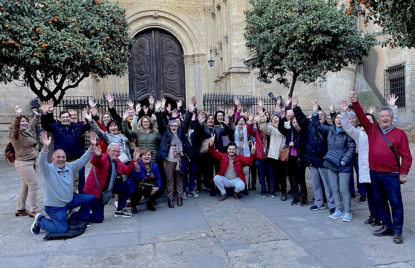 Los mayores de Huétor Vega visitan Málaga