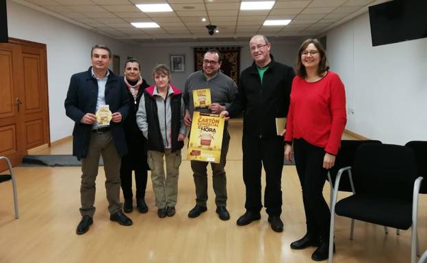 Comienza en Las Gabias una campaña para mantener las calles limpias de cartón