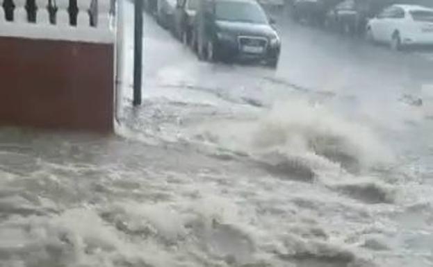 El vídeo de la espectacular inundación en La Zubia