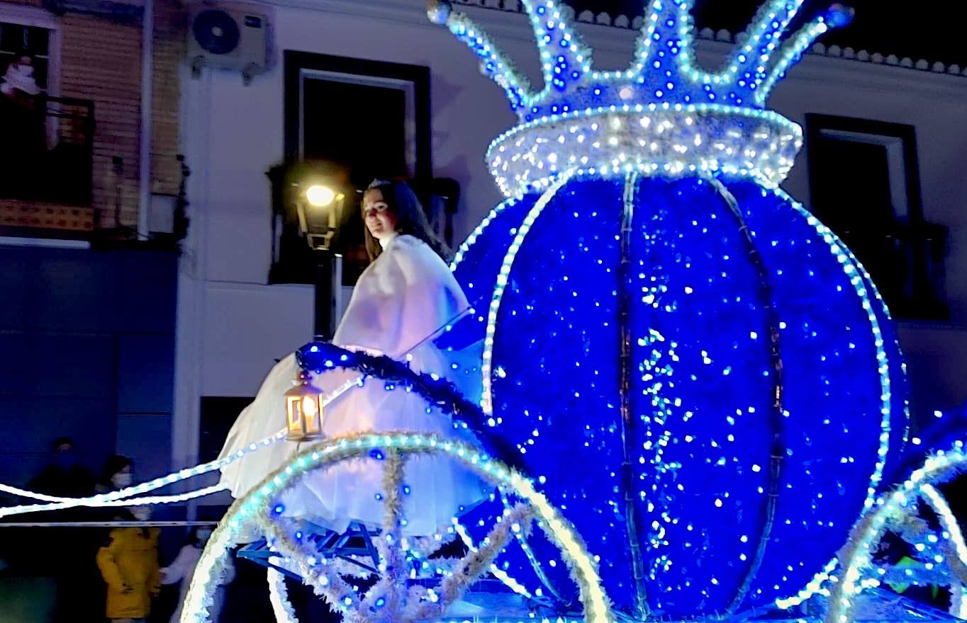 La Zubia soltará cientos de globos blancos en su Cabalgata como símbolo de buenos deseos