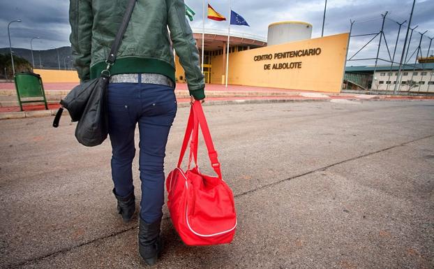 Se fugó de la cárcel y se hizo pasar por su hermano gemelo
