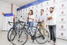 Carboneras recibirá este sábado a cerca de un millar de deportistas en el VI Triatlón Triwhite