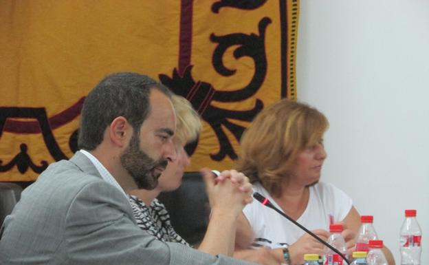 La oposición de Carboneras rechaza el presupuesto para 2018 por ser «antisocial»